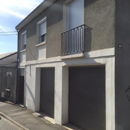 Appartement Le Baron Centre Cholet - Garage privé Extérieur photo