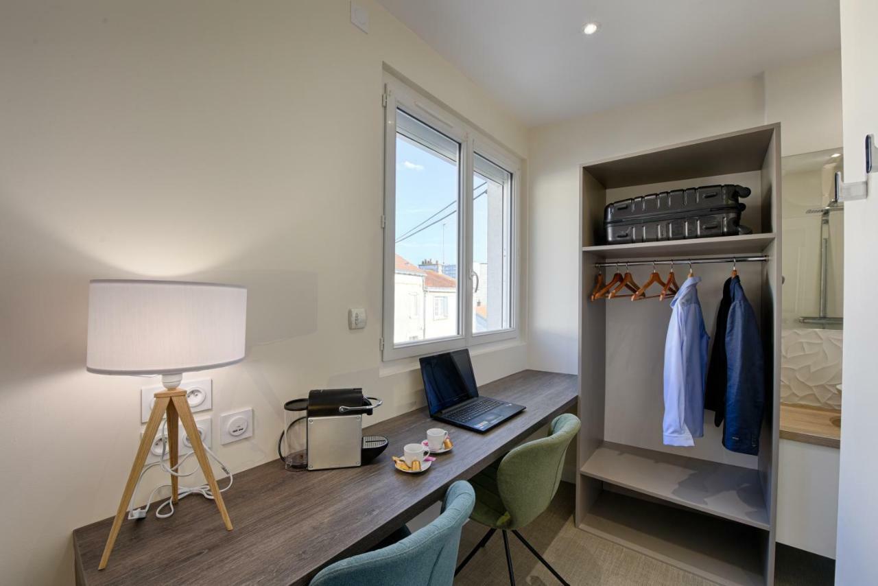 Le Baron Centre - Garage Prive - Wifi Fibre - Classe 3 Etoiles * Cholet